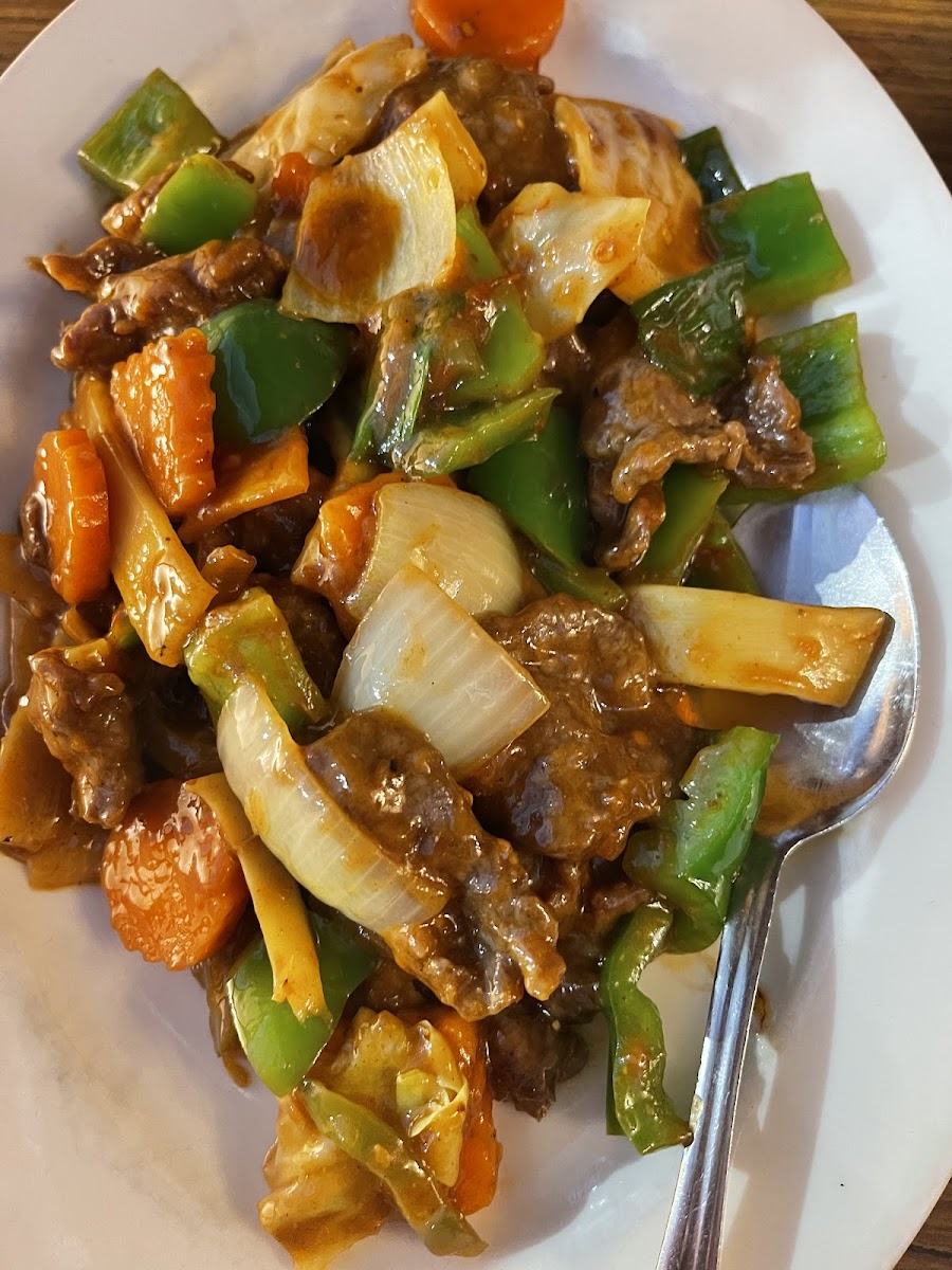 Stir-fry with capsicum and onion